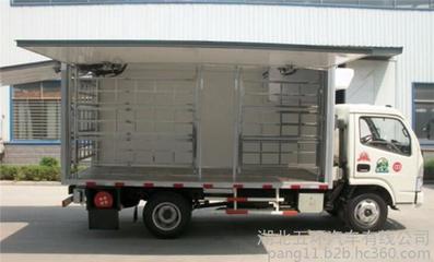 铁法大型餐饮车厂家图片展示 湖北五环汽车有限公司的高清细节图解析